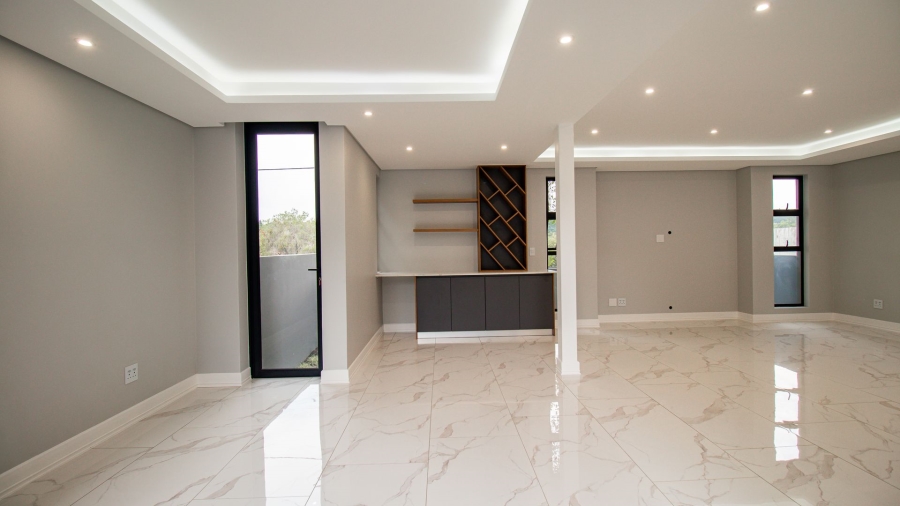 4 Bedroom Property for Sale in Morningside Manor Gauteng