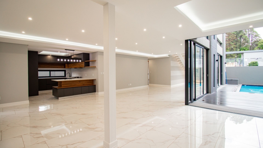 4 Bedroom Property for Sale in Morningside Manor Gauteng