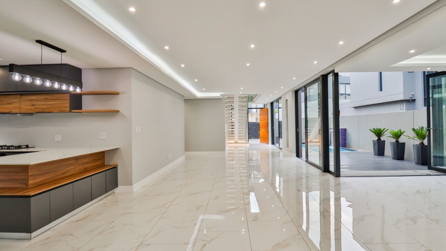 4 Bedroom Property for Sale in Morningside Manor Gauteng