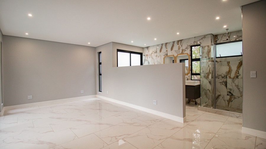 4 Bedroom Property for Sale in Morningside Manor Gauteng