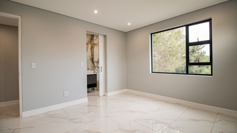4 Bedroom Property for Sale in Morningside Manor Gauteng