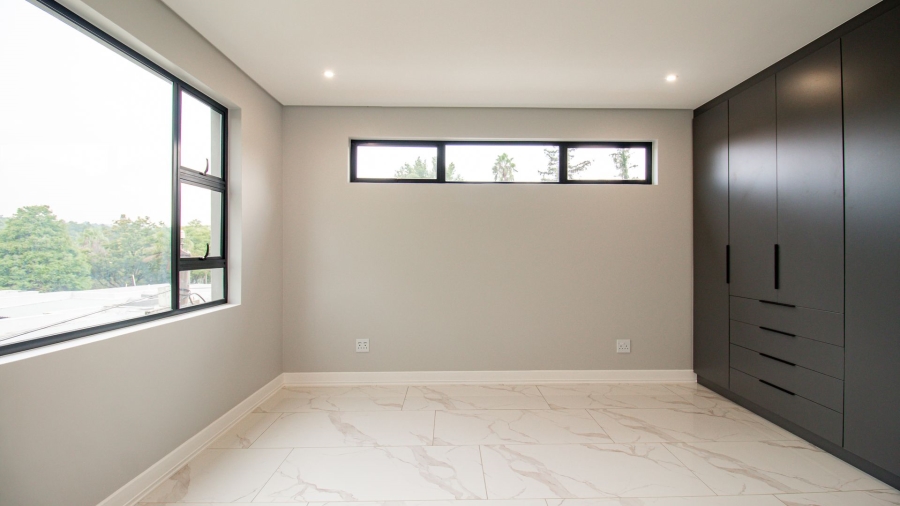 4 Bedroom Property for Sale in Morningside Manor Gauteng