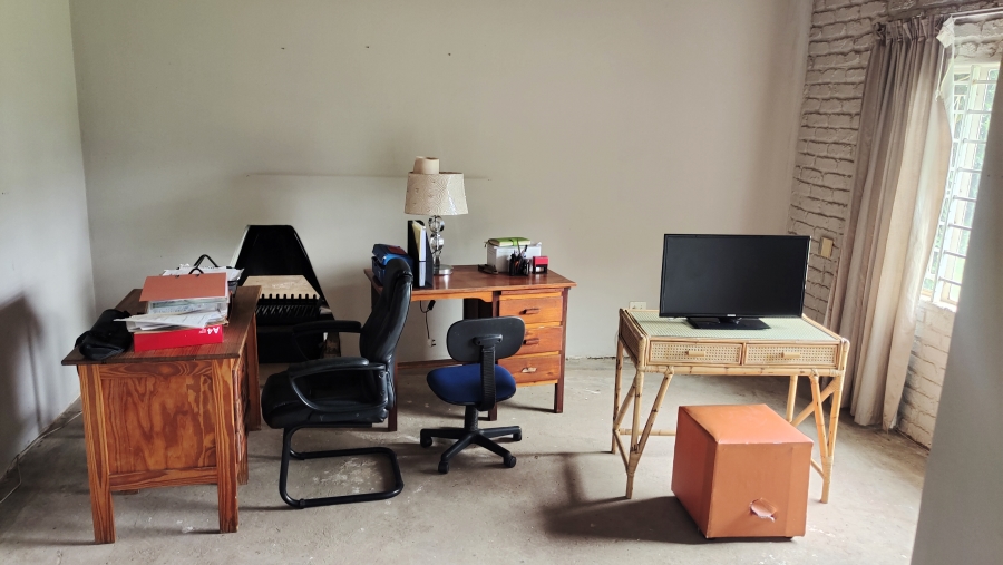 6 Bedroom Property for Sale in Vaalbank Gauteng