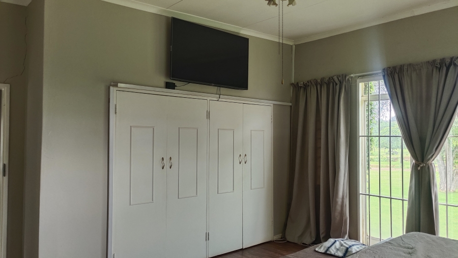 6 Bedroom Property for Sale in Vaalbank Gauteng