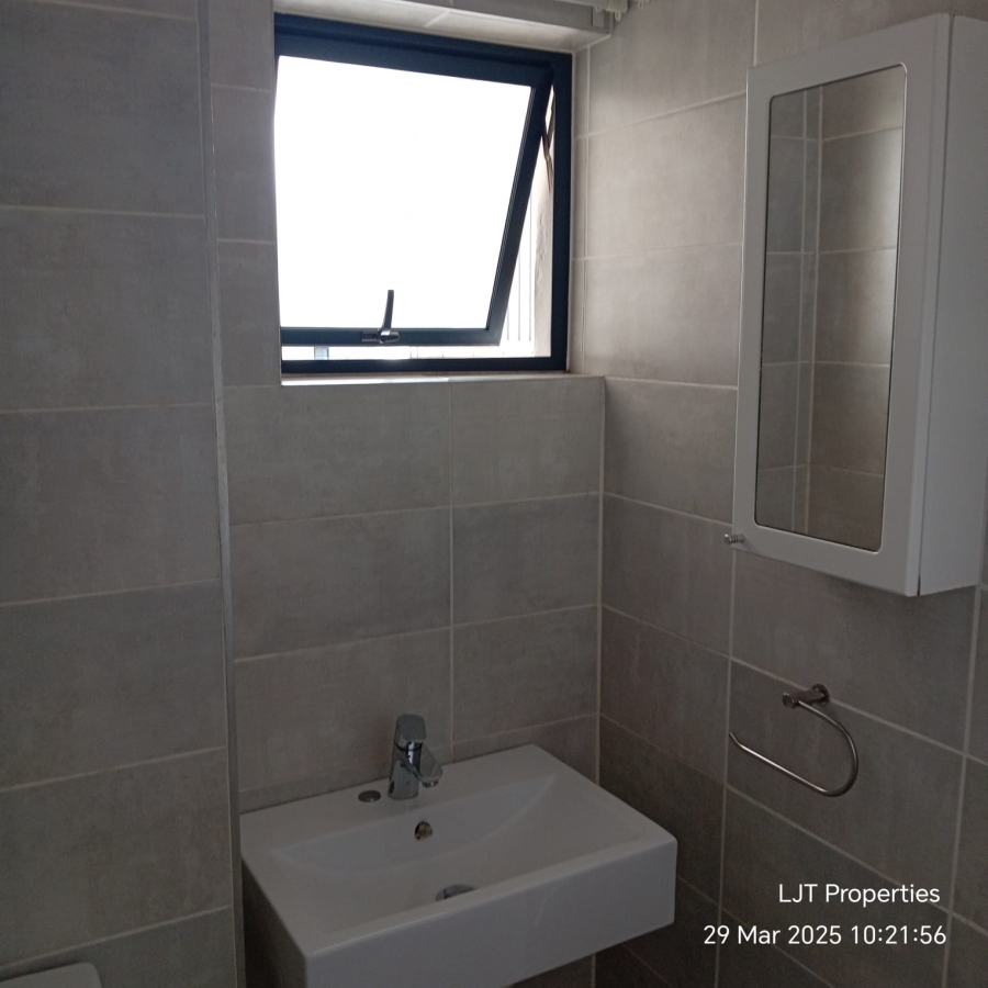 To Let 1 Bedroom Property for Rent in Boksburg Central Gauteng