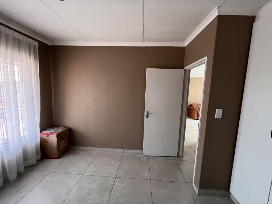2 Bedroom Property for Sale in Alberton Central Gauteng