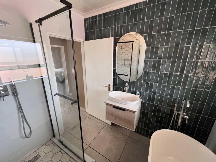 2 Bedroom Property for Sale in Alberton Central Gauteng