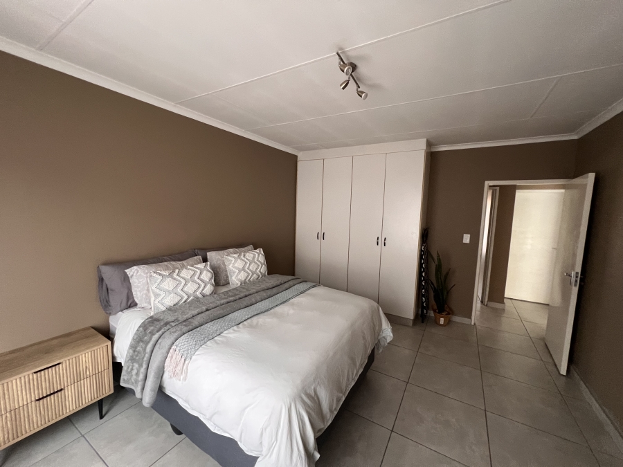 2 Bedroom Property for Sale in Alberton Central Gauteng