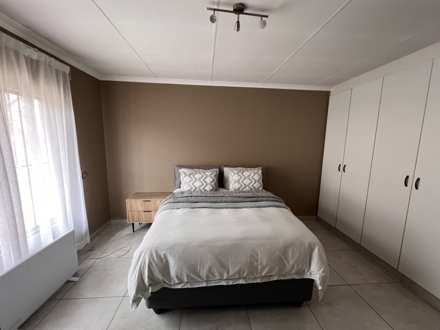 2 Bedroom Property for Sale in Alberton Central Gauteng