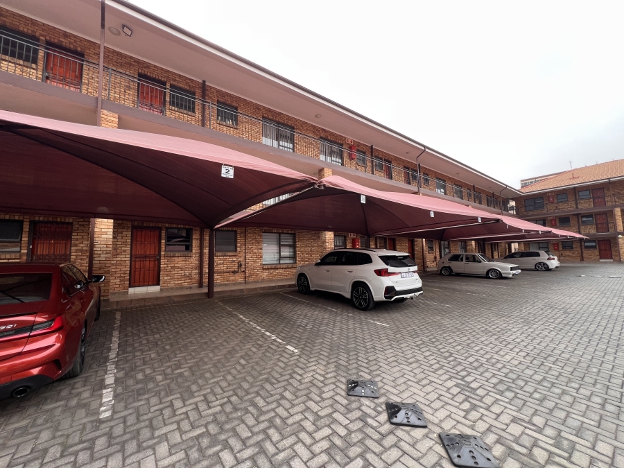 2 Bedroom Property for Sale in Alberton Central Gauteng