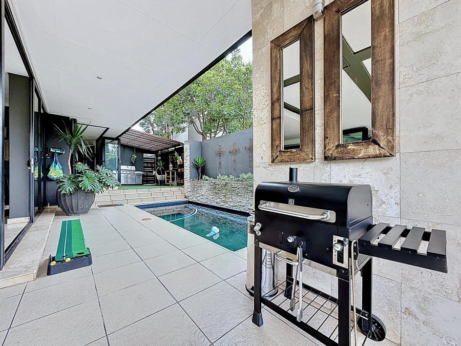 3 Bedroom Property for Sale in Lombardy Estate Gauteng