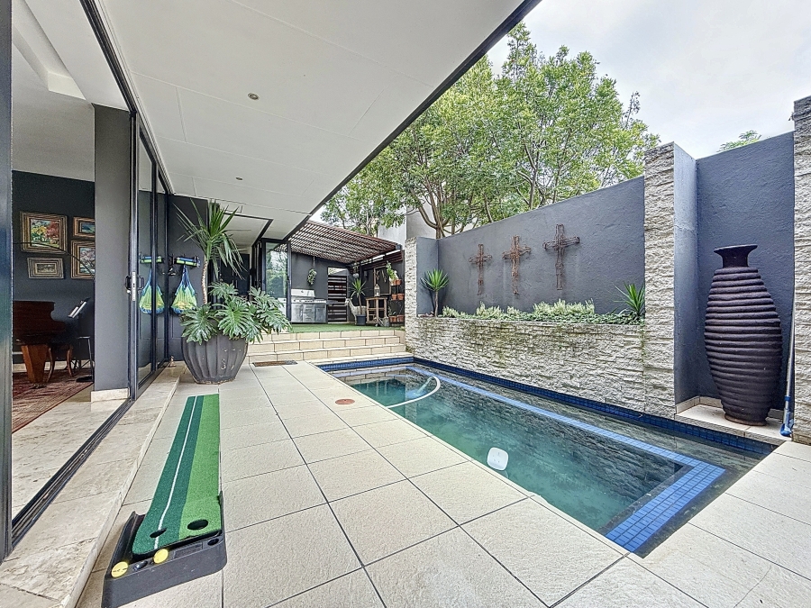 3 Bedroom Property for Sale in Lombardy Estate Gauteng