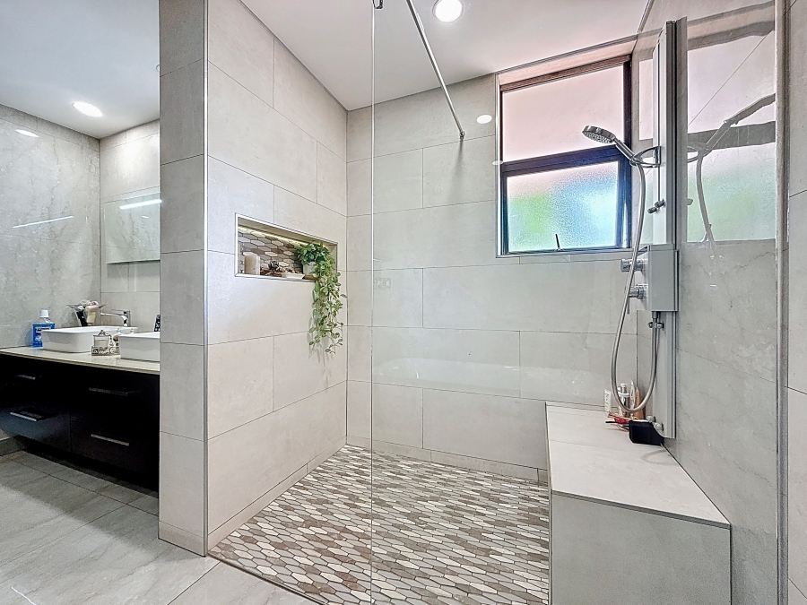 3 Bedroom Property for Sale in Lombardy Estate Gauteng