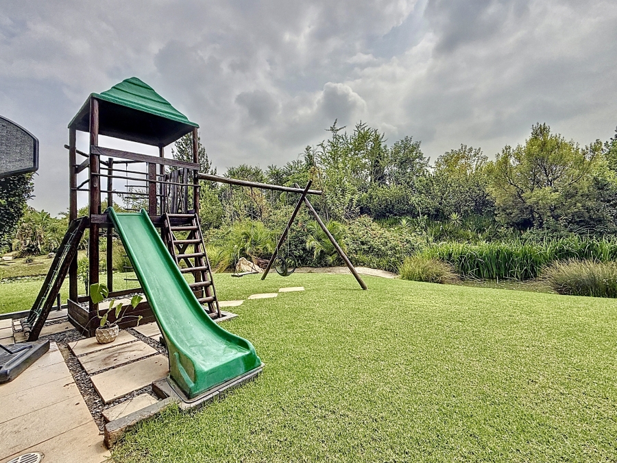 3 Bedroom Property for Sale in Lombardy Estate Gauteng