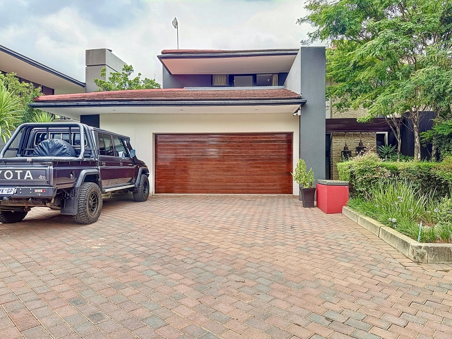3 Bedroom Property for Sale in Lombardy Estate Gauteng
