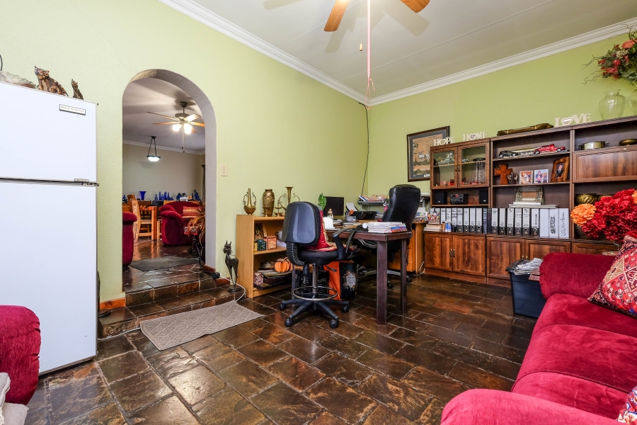 3 Bedroom Property for Sale in Tarlton Gauteng