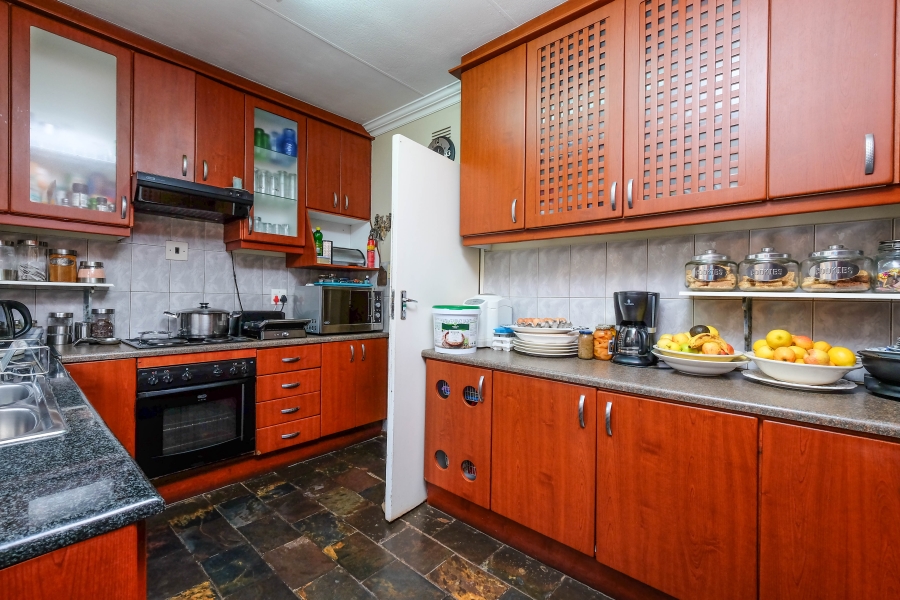 3 Bedroom Property for Sale in Tarlton Gauteng