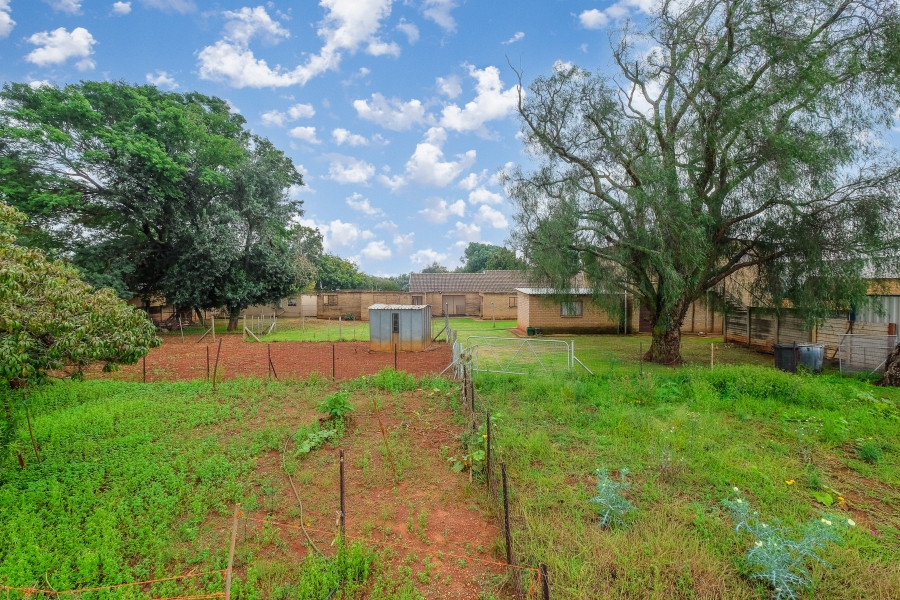 3 Bedroom Property for Sale in Tarlton Gauteng
