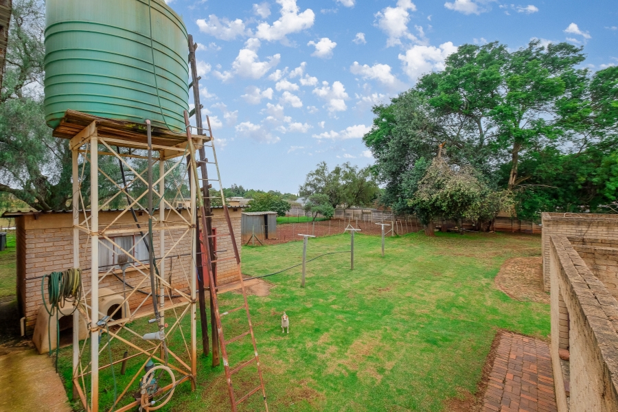 3 Bedroom Property for Sale in Tarlton Gauteng