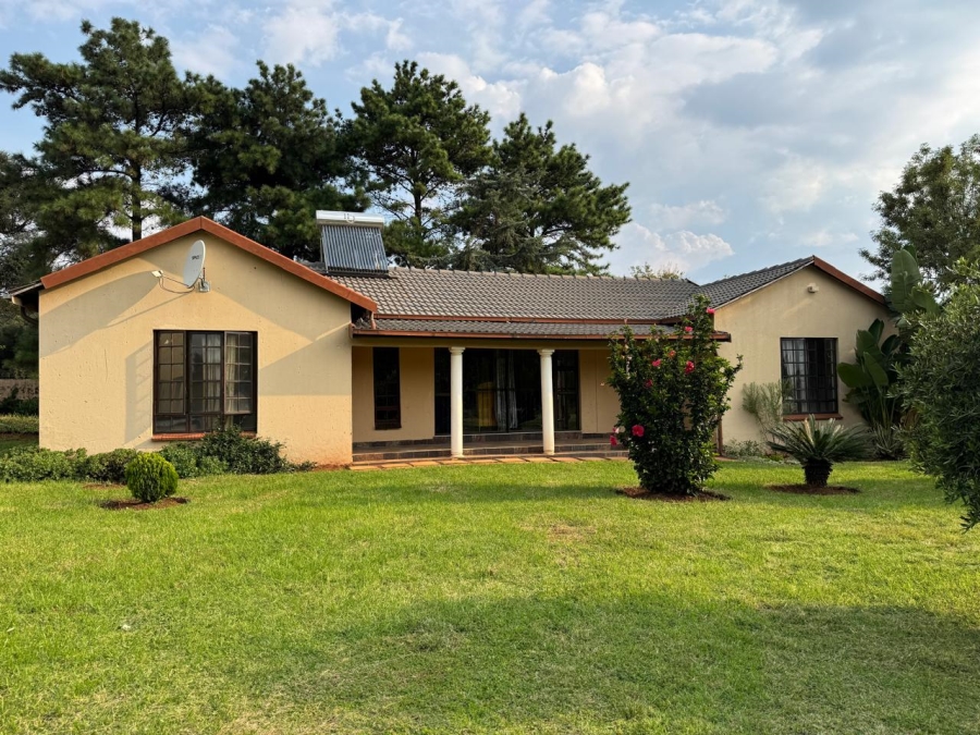 8 Bedroom Property for Sale in Glen Austin Gauteng