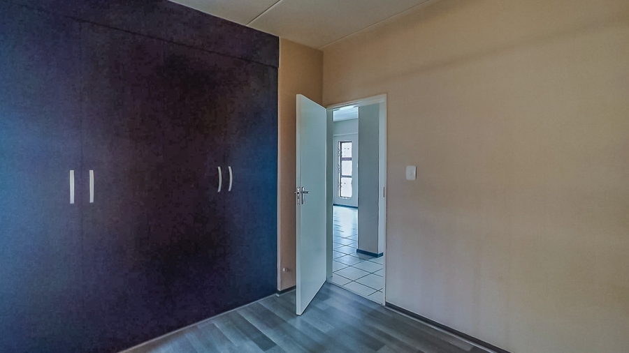 2 Bedroom Property for Sale in North Riding Gauteng