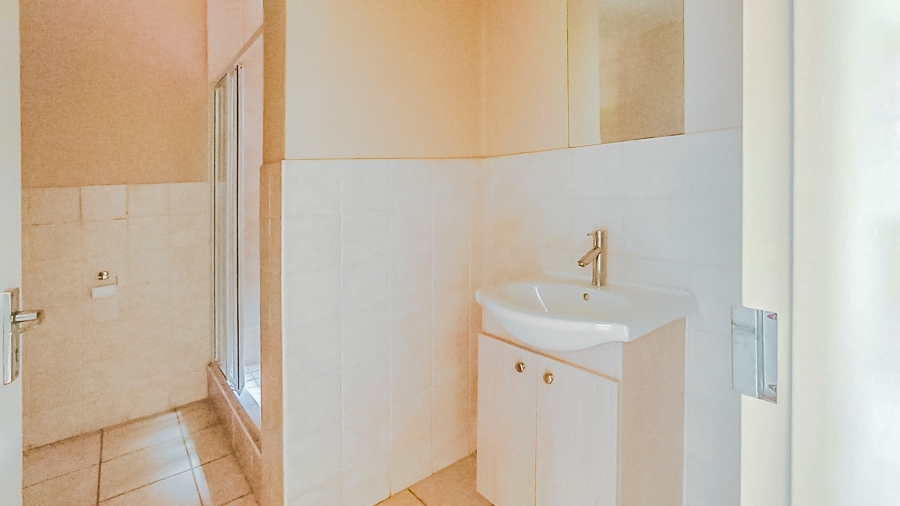 2 Bedroom Property for Sale in North Riding Gauteng