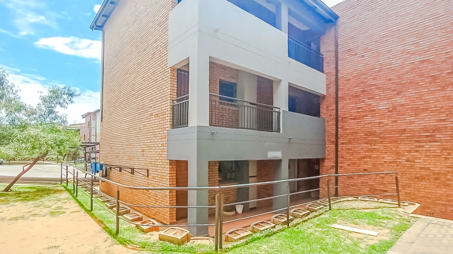 2 Bedroom Property for Sale in North Riding Gauteng