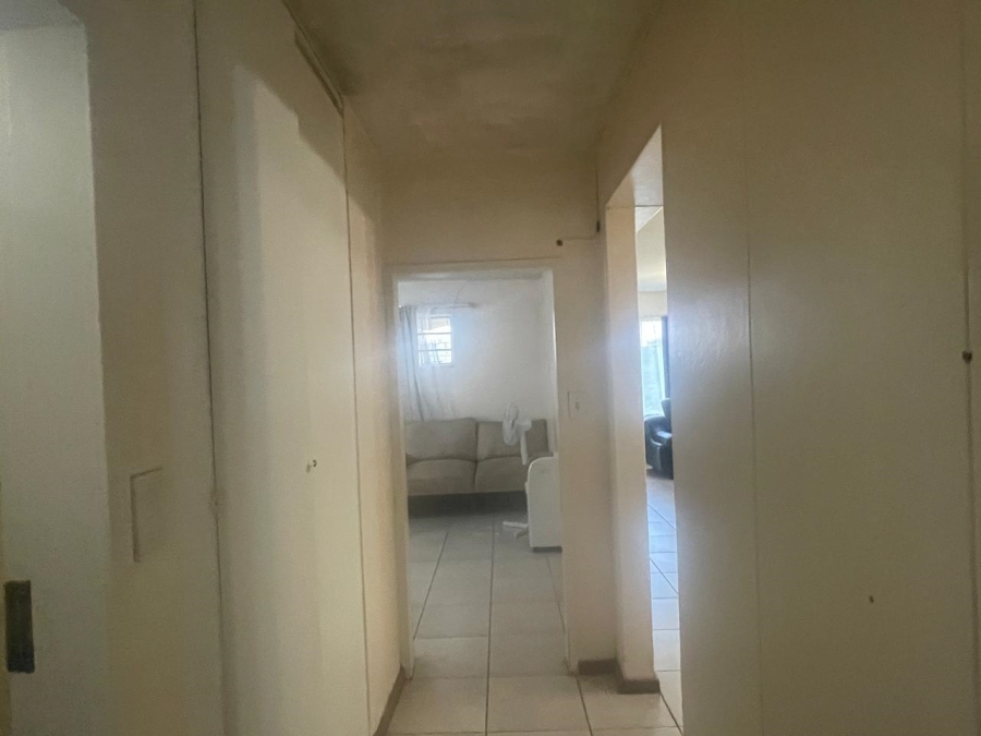 2 Bedroom Property for Sale in Sunnyside Gauteng