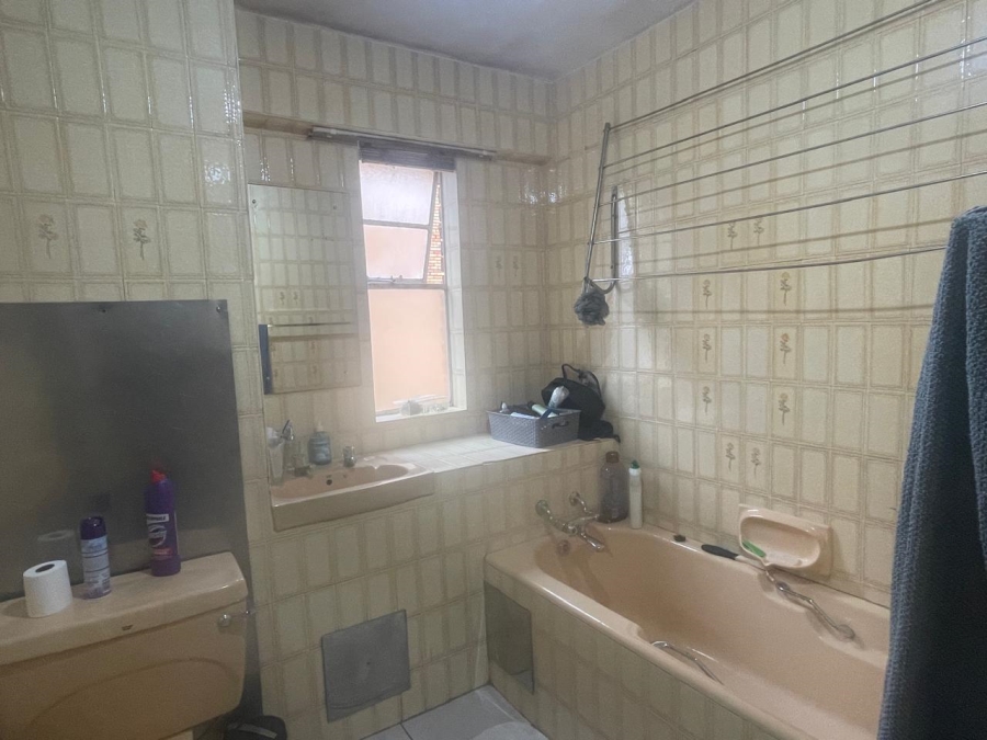 2 Bedroom Property for Sale in Sunnyside Gauteng