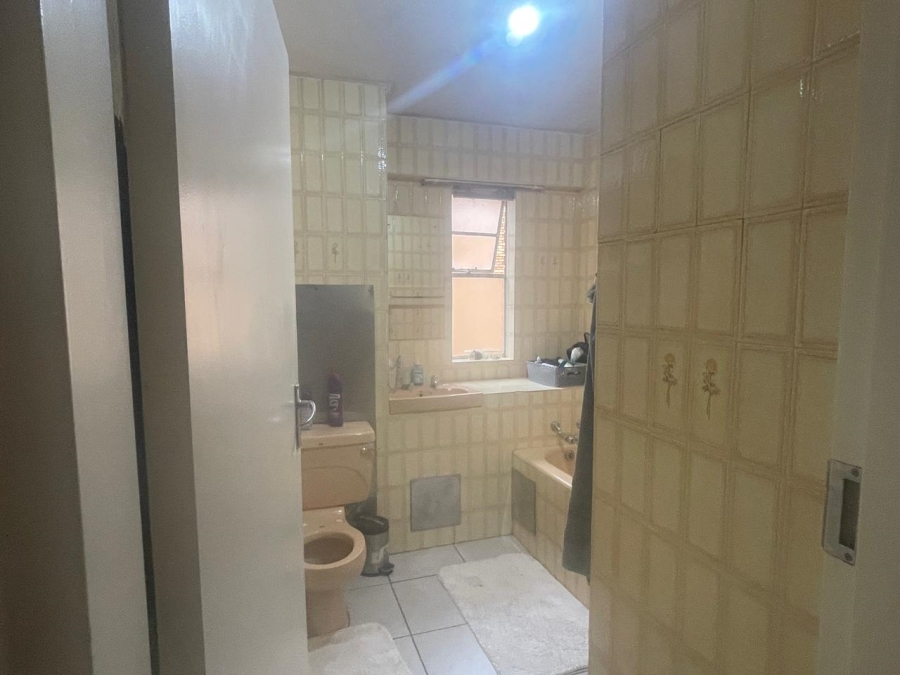 2 Bedroom Property for Sale in Sunnyside Gauteng