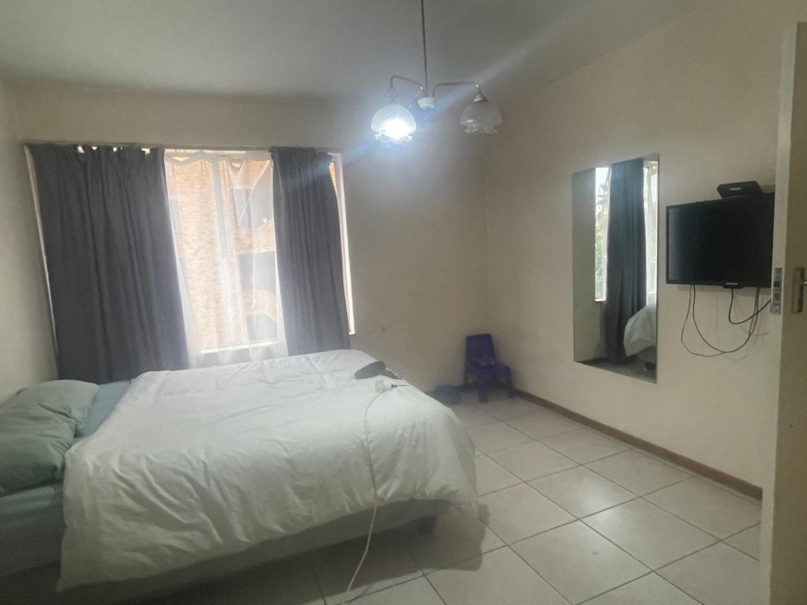 2 Bedroom Property for Sale in Sunnyside Gauteng
