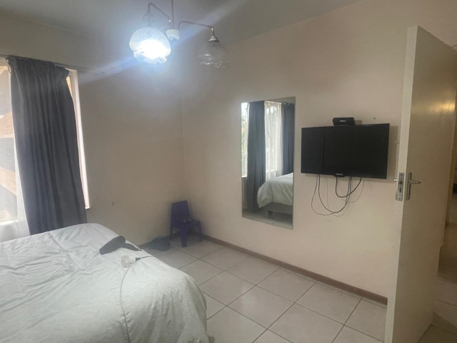 2 Bedroom Property for Sale in Sunnyside Gauteng