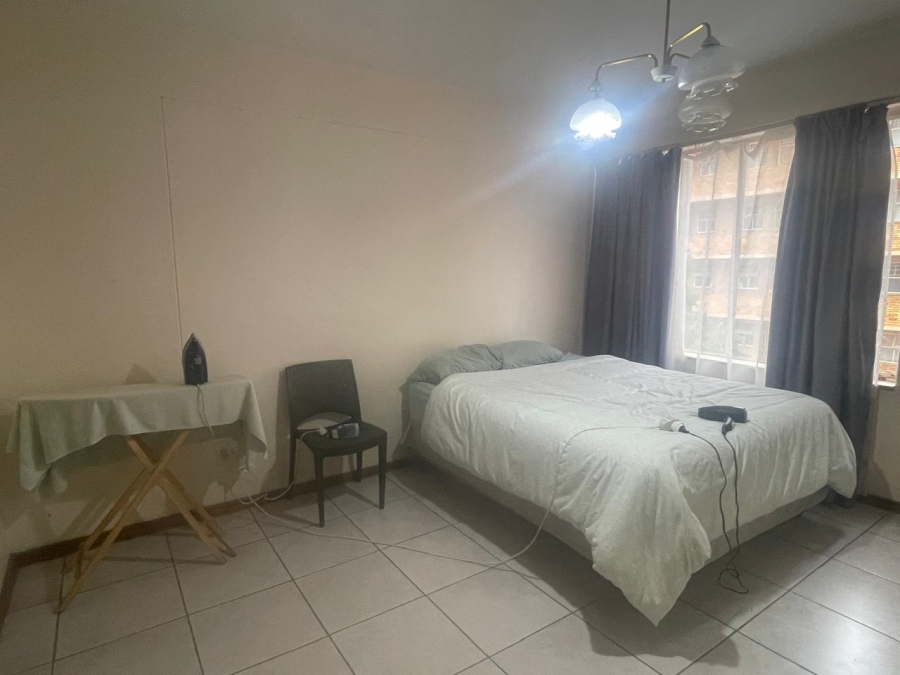 2 Bedroom Property for Sale in Sunnyside Gauteng