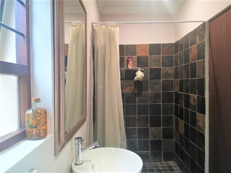 To Let 2 Bedroom Property for Rent in Bryanston Gauteng
