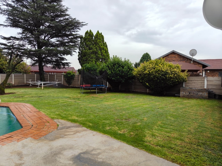To Let 3 Bedroom Property for Rent in Waldrift Gauteng