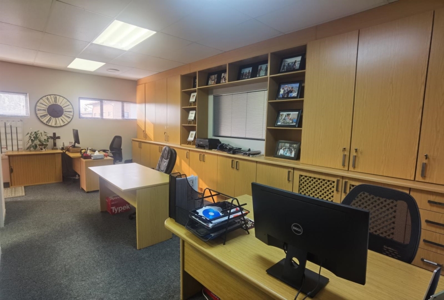 Commercial Property for Sale in Silver Lakes Gauteng