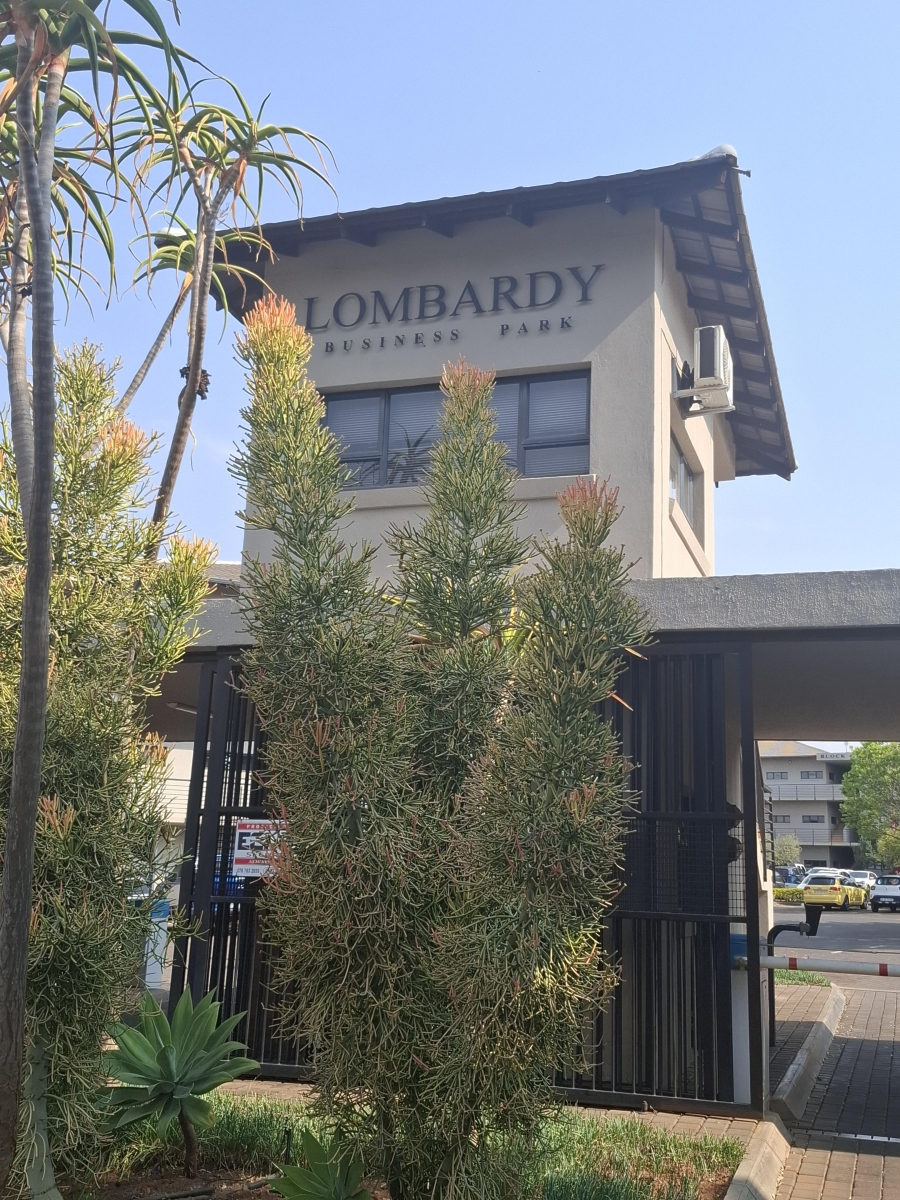 Commercial Property for Sale in Silver Lakes Gauteng