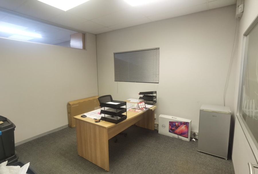 Commercial Property for Sale in Silver Lakes Gauteng