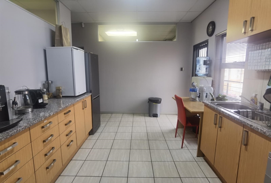 Commercial Property for Sale in Silver Lakes Gauteng