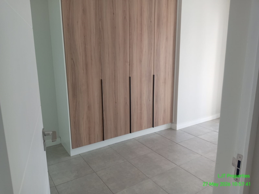 To Let 1 Bedroom Property for Rent in Waterfall Gauteng