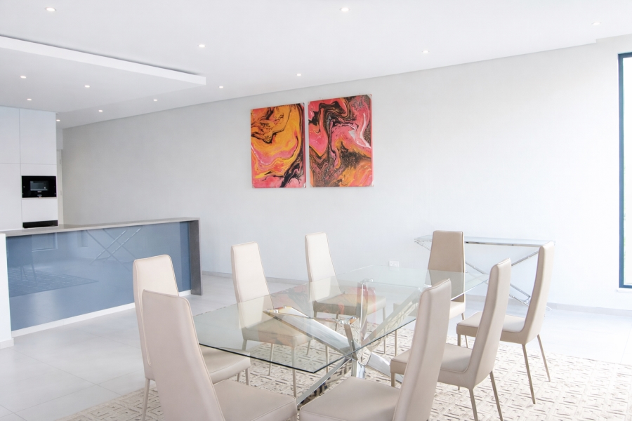 To Let 2 Bedroom Property for Rent in Rosebank Gauteng