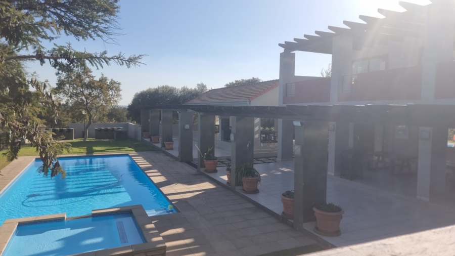 To Let 1 Bedroom Property for Rent in Fourways Gauteng