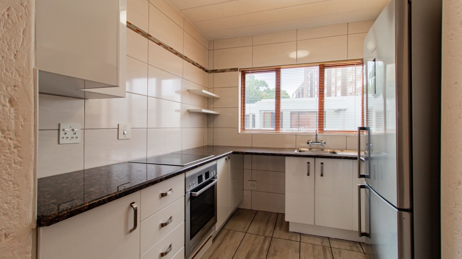 2 Bedroom Property for Sale in Norwood Gauteng