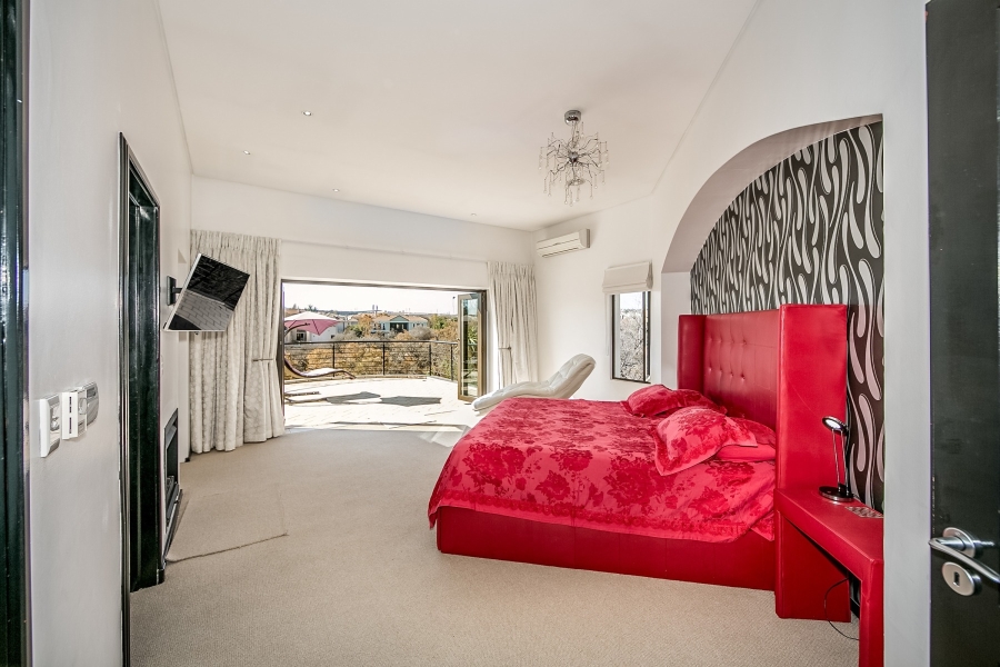 4 Bedroom Property for Sale in Dainfern Valley Gauteng