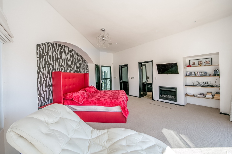 4 Bedroom Property for Sale in Dainfern Valley Gauteng