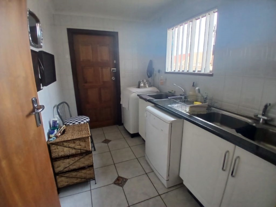 3 Bedroom Property for Sale in Klippoortje Gauteng