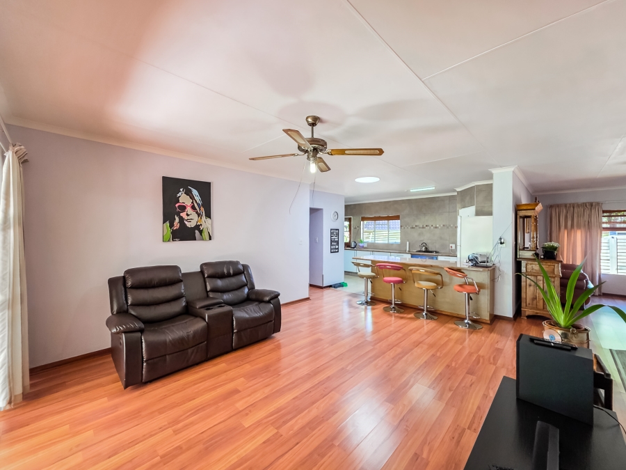 4 Bedroom Property for Sale in Moreleta Park Gauteng
