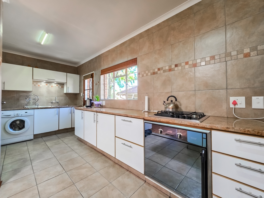 4 Bedroom Property for Sale in Moreleta Park Gauteng
