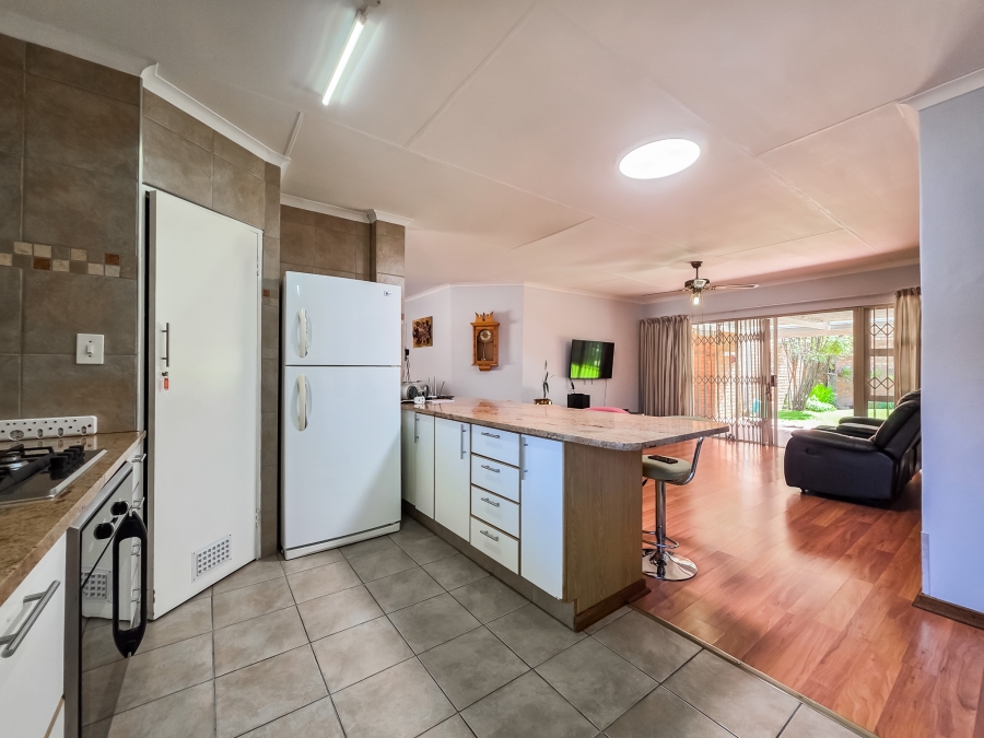 4 Bedroom Property for Sale in Moreleta Park Gauteng