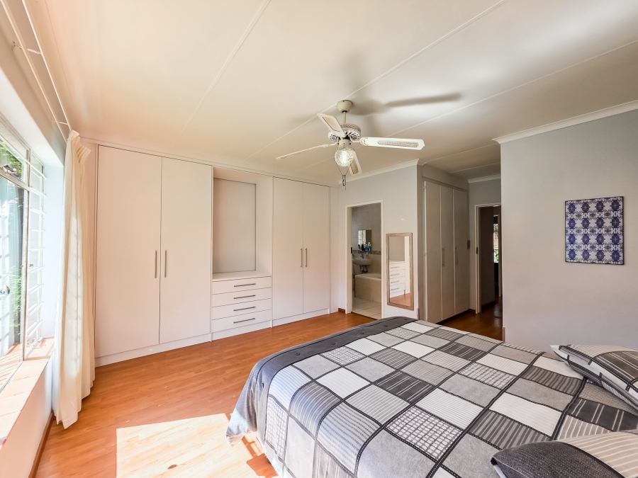 4 Bedroom Property for Sale in Moreleta Park Gauteng